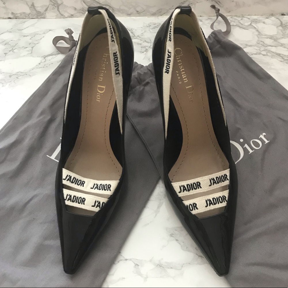 J’Adior Black Patent Pump With Ribbon (Size 38.5)